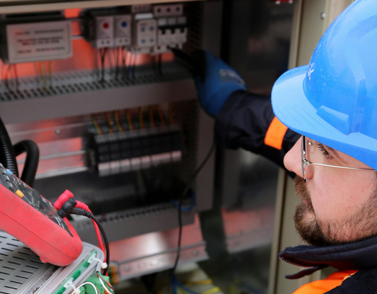 Câbles souples vs câbles rigides : Que choisir pour vos installations de borne de recharge